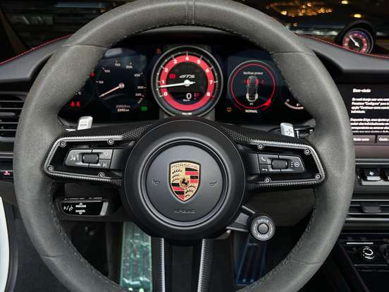 PORSCHE-911-3.0 24V H6 GASOLINA CARRERA 4 GTS CABRIOLET PDK PORSCHE-911-2024