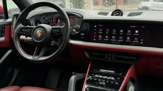 PORSCHE-CAYENNE-2024