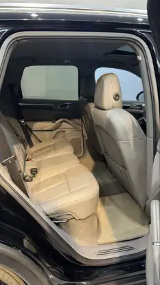 PORSCHE-CAYENNE-2012