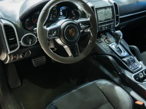 PORSCHE-CAYENNE-3.6 GTS 4X4 V6 24V GASOLINA 4P TIPTRONIC PORSCHE-CAYENNE-2015