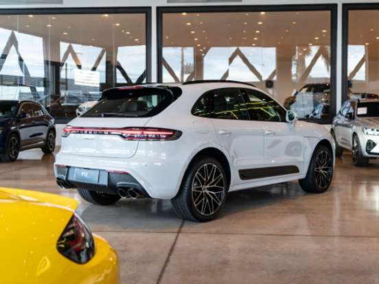 PORSCHE-MACAN-2.0 TURBO GASOLINA PDK PORSCHE-MACAN-2024