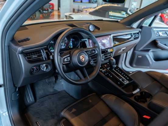 PORSCHE-MACAN-2.0 TURBO GASOLINA PDK PORSCHE-MACAN-2024