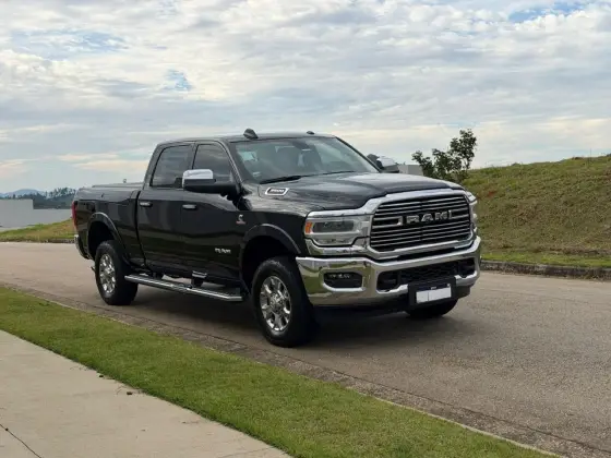 RAM 3500 6.7 I6 TURBO DIESEL LARAMIE CD 4X4 AUTOMÁTICO RAM 3500 6.7 I6 TURBO DIESEL LARAMIE CD 4X4 AUTOMÁTICO