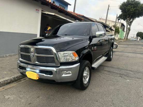 RAM-2500-6.7 LARAMIE 4X4 CD I6 TURBO DIESEL 4P AUTOMÁTICO RAM-2500-2011