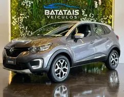 RENAULT CAPTUR 1.6 16V SCE FLEX INTENSE X-TRONIC RENAULT CAPTUR 1.6 16V SCE FLEX INTENSE X-TRONIC
