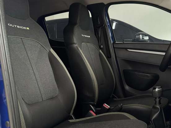 RENAULT-KWID-1.0 12V SCE FLEX OUTSIDER MANUAL RENAULT-KWID-2023