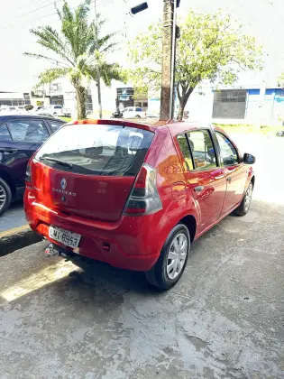 RENAULT SANDERO 1.0 AUTHENTIQUE 16V FLEX 4P MANUAL RENAULT SANDERO 1.0 AUTHENTIQUE 16V FLEX 4P MANUAL