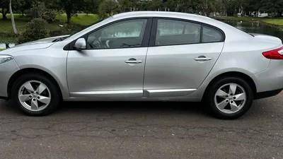 RENAULT FLUENCE 2.0 DYNAMIQUE 16V FLEX 4P AUTOMÁTICO