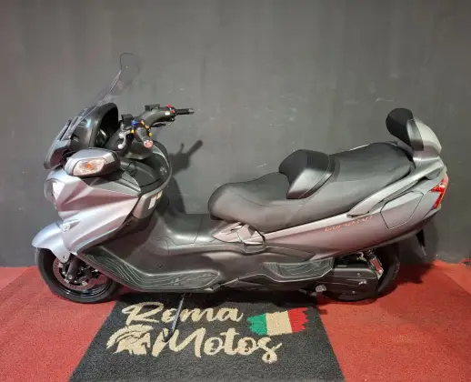 SUZUKI BURGMAN 650 EXECUTIVE 