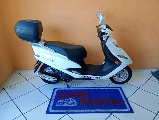 SUZUKI BURGMAN i SUZUKI BURGMAN i