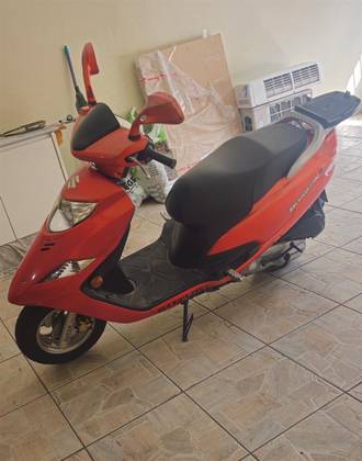 SUZUKI BURGMAN i 