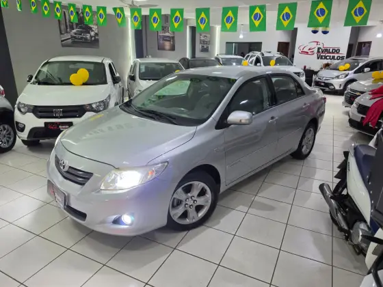 TOYOTA COROLLA 1.8 XEI 16V FLEX 4P AUTOMÁTICO TOYOTA COROLLA 1.8 XEI 16V FLEX 4P AUTOMÁTICO