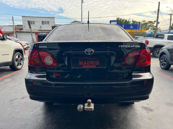 TOYOTA-COROLLA-2004