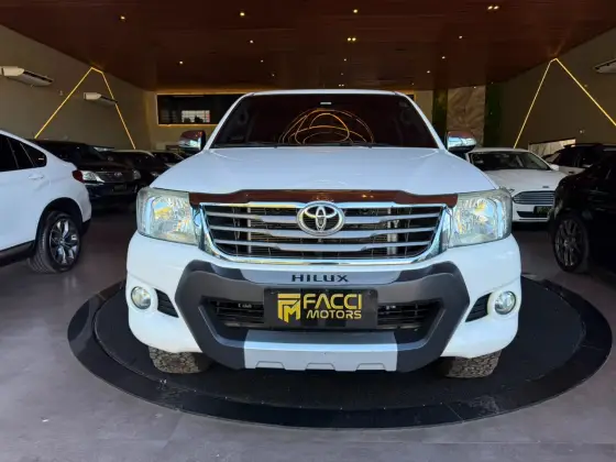 TOYOTA HILUX 2.7 SRV 4X2 CD 16V FLEX 4P AUTOMÁTICO