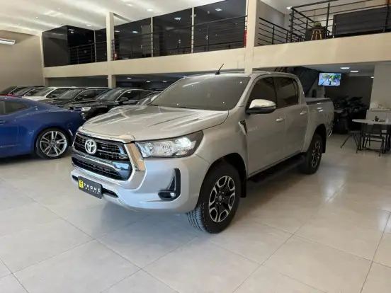 TOYOTA-HILUX-2020