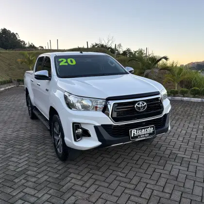 TOYOTA HILUX 2.8 SRV 4X4 CD 16V DIESEL 4P AUTOMÁTICO TOYOTA HILUX 2.8 SRV 4X4 CD 16V DIESEL 4P AUTOMÁTICO
