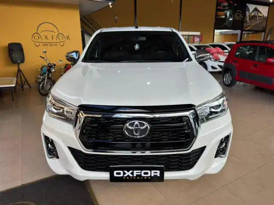 TOYOTA-HILUX-2.8 SRX 4X4 CD 16V DIESEL 4P AUTOMÁTICO TOYOTA-HILUX-2019