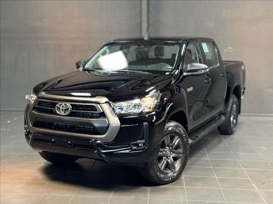 TOYOTA-HILUX-2026