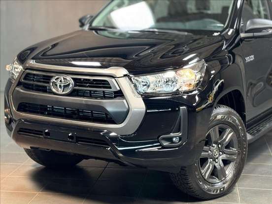 TOYOTA-HILUX-2.8 D-4D TURBO DIESEL CD SR 4X4 AUTOMÁTICO TOYOTA-HILUX-2026
