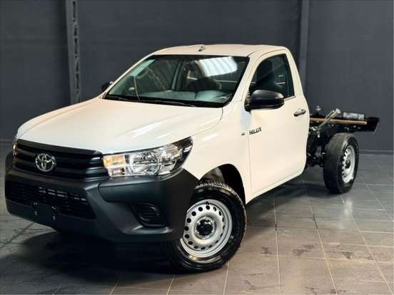 TOYOTA-HILUX-2.8 D-4D TURBO DIESEL CHASSI 4X4 MANUAL TOYOTA-HILUX-2026