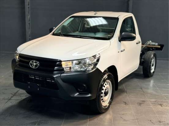 TOYOTA-HILUX-2.8 D-4D TURBO DIESEL CHASSI 4X4 MANUAL TOYOTA-HILUX-2026