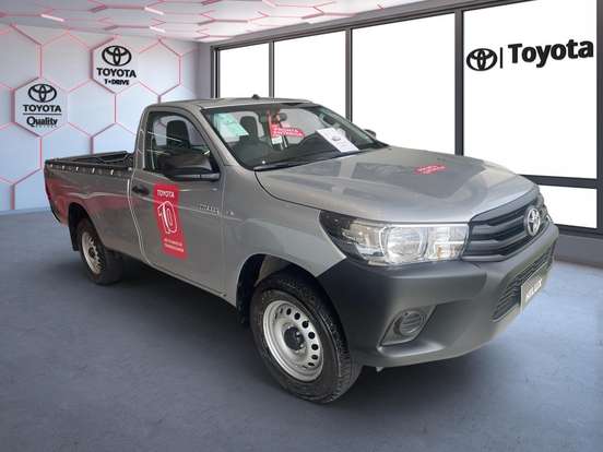 TOYOTA-HILUX-2025