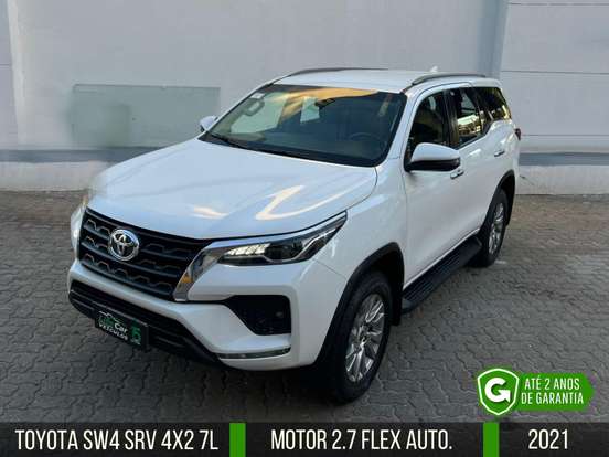 TOYOTA-HILUX SW4-2.7 VVT-i FLEX SRV 7L 4X2 AUTOMÁTICO TOYOTA-HILUX SW4-2021