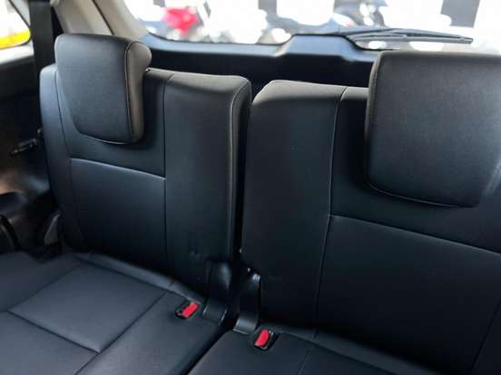 TOYOTA-HILUX SW4-2.7 VVT-i FLEX SRV 7L 4X2 AUTOMÁTICO TOYOTA-HILUX SW4-2021