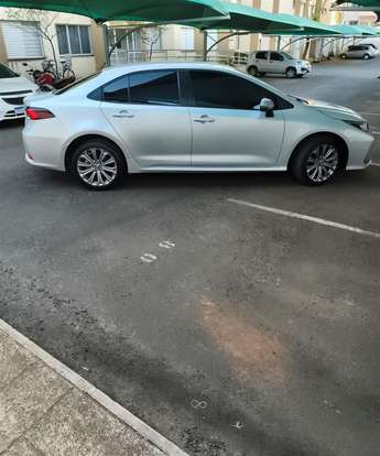 TOYOTA-COROLLA-2023