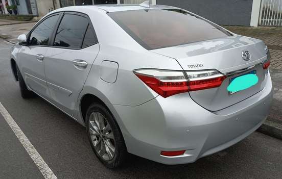 TOYOTA-COROLLA-2018
