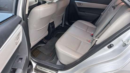 TOYOTA-COROLLA-2018
