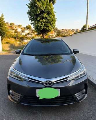 TOYOTA-COROLLA-2018