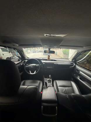 TOYOTA-HILUX-2.8 SRV 4X4 CD 16V DIESEL 4P AUTOMÁTICO TOYOTA-HILUX-2016