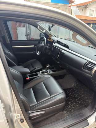 TOYOTA-HILUX-2016