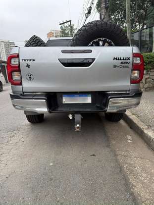 TOYOTA-HILUX-2016