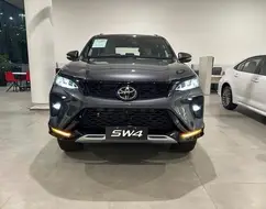 TOYOTA HILUX SW4 2.8 D-4D TURBO DIESEL DIAMOND 7L 4X4 AUTOMÁTICO TOYOTA HILUX SW4 2.8 D-4D TURBO DIESEL DIAMOND 7L 4X4 AUTOMÁTICO