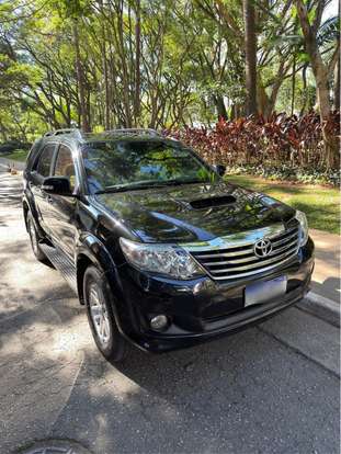 TOYOTA-HILUX SW4-2013