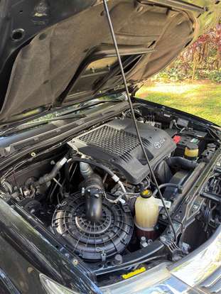 TOYOTA-HILUX SW4-2013