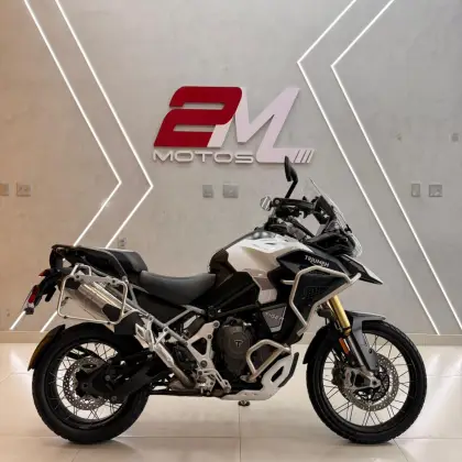 TRIUMPH TIGER 1200 RALLY EXPLORER TRIUMPH TIGER 1200 RALLY EXPLORER