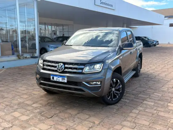 VOLKSWAGEN-AMAROK-2021