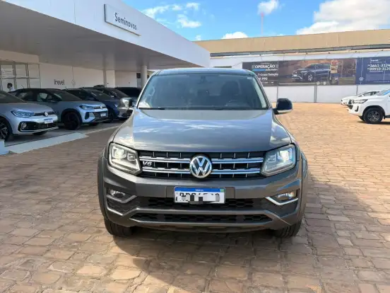 VOLKSWAGEN-AMAROK-2021