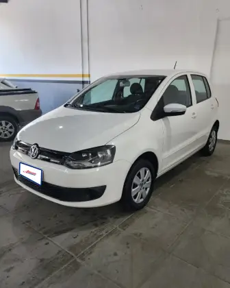 VOLKSWAGEN FOX 1.6 MI BLUEMOTION 8V FLEX 4P MANUAL VOLKSWAGEN FOX 1.6 MI BLUEMOTION 8V FLEX 4P MANUAL