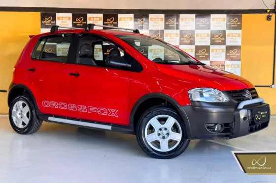 VOLKSWAGEN FOX 1.6 MI SPORTLINE 8V FLEX 4P MANUAL VOLKSWAGEN FOX 1.6 MI SPORTLINE 8V FLEX 4P MANUAL