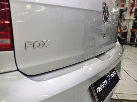 VOLKSWAGEN-FOX-1.0 MI 8V FLEX 4P MANUAL VOLKSWAGEN-FOX-2012