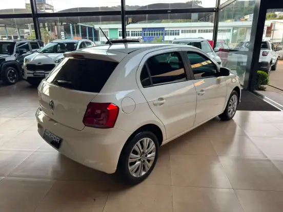 VOLKSWAGEN-GOL-1.0 12V MPI TOTALFLEX 4P MANUAL VOLKSWAGEN-GOL-2022