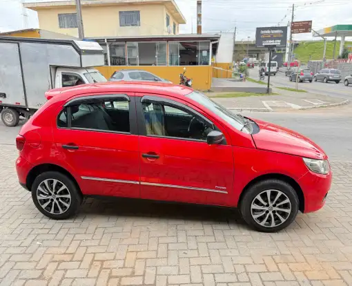 VOLKSWAGEN-GOL-2010