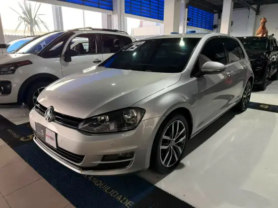 VOLKSWAGEN GOLF 1.4 TSI HIGHLINE 16V GASOLINA 4P AUTOMÁTICO VOLKSWAGEN GOLF 1.4 TSI HIGHLINE 16V GASOLINA 4P AUTOMÁTICO