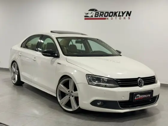 VOLKSWAGEN JETTA 2.0 TSI HIGHLINE 200CV GASOLINA 4P TIPTRONIC