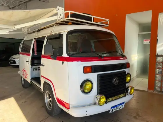 VOLKSWAGEN KOMBI 1.4 MI FURGÃO 8V FLEX 3P MANUAL VOLKSWAGEN KOMBI 1.4 MI FURGÃO 8V FLEX 3P MANUAL