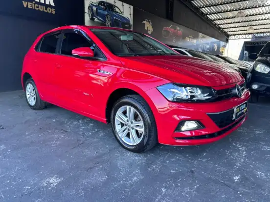 VOLKSWAGEN-POLO-2018